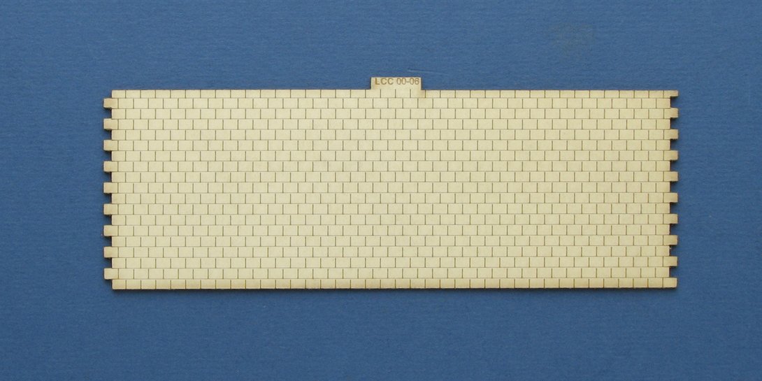 LCC 00-06 OO gauge roof tiles expansion Standard tiles panel with interlocking on both sides.